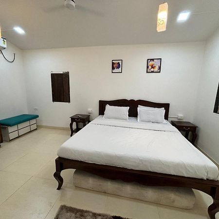 Ll Golden Leaf Ll 3Bhk Ll Ac Ll Villa Лонавала Екстериор снимка