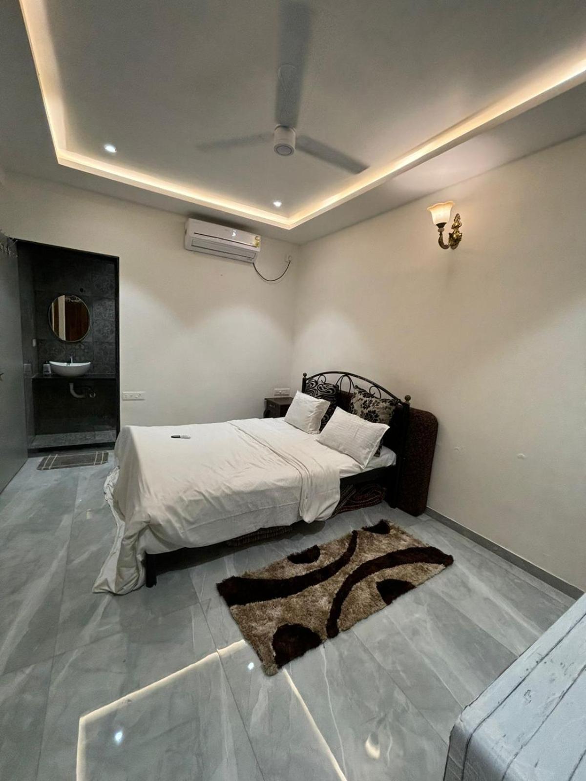 Ll Golden Leaf Ll 3Bhk Ll Ac Ll Villa Лонавала Екстериор снимка